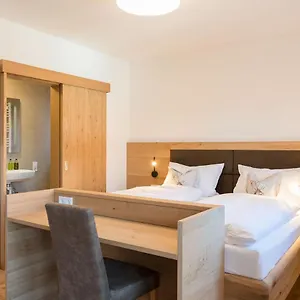3* Gasthof Gasthof-pension Brauner Hirsch In - Mittelfranken